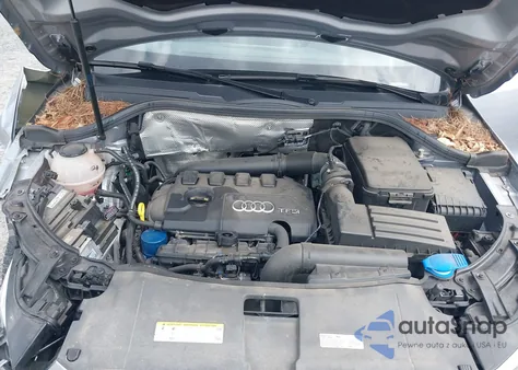 2018 Audi Q3 2.0T Premium/2.0T Sport Premium z USA, uszkodzony, nr VIN WA1JCCFSXJR013917